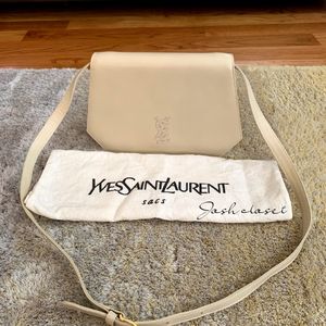 YSL Yves Saint Laurent beautiful vintage bag with gold hardware